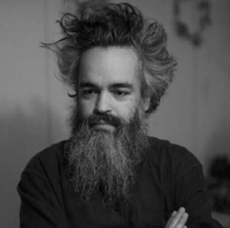 Portrait Prema Simon Goet
